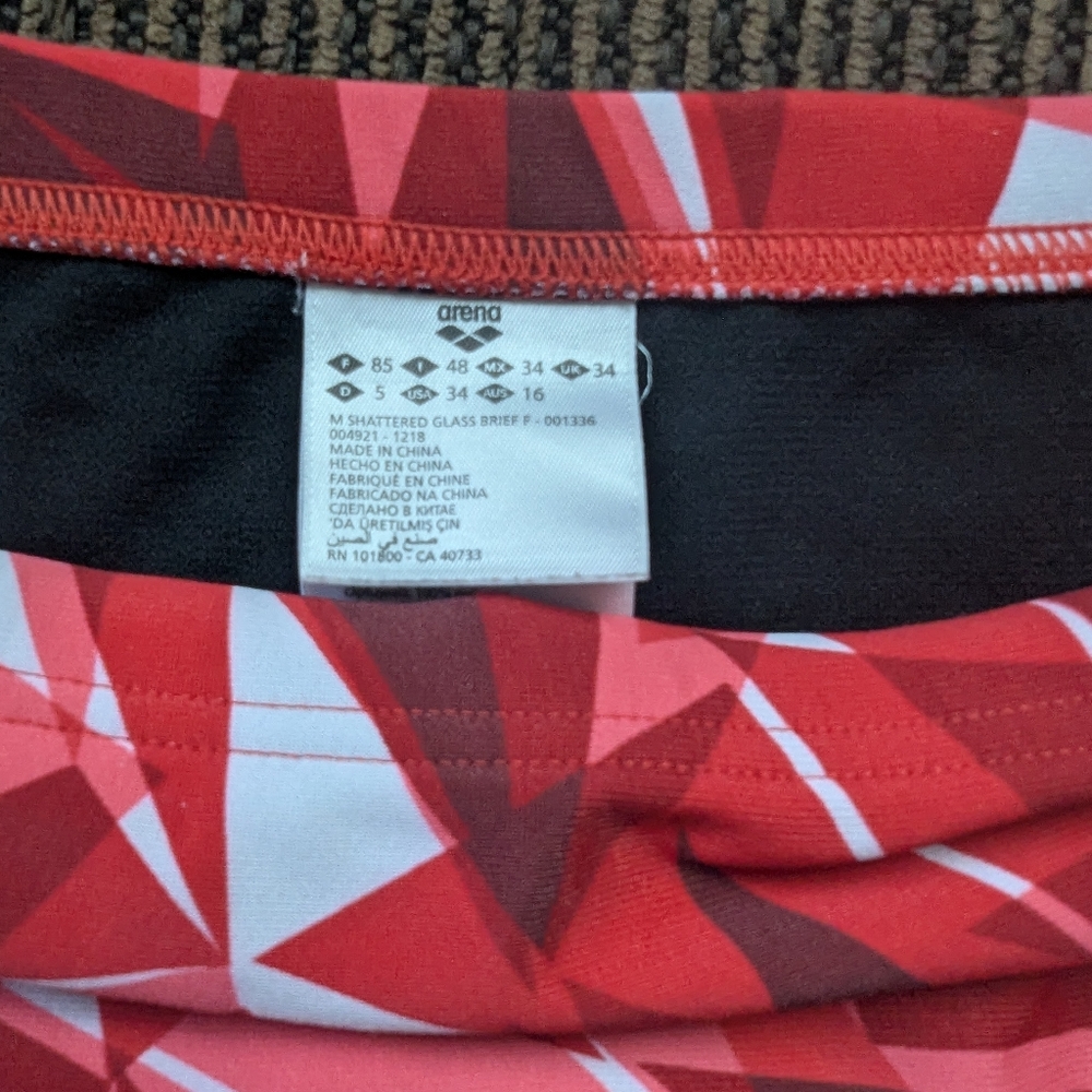 Arena Brief Swimsuit, Size 34, GUC - Picture 4 of 4